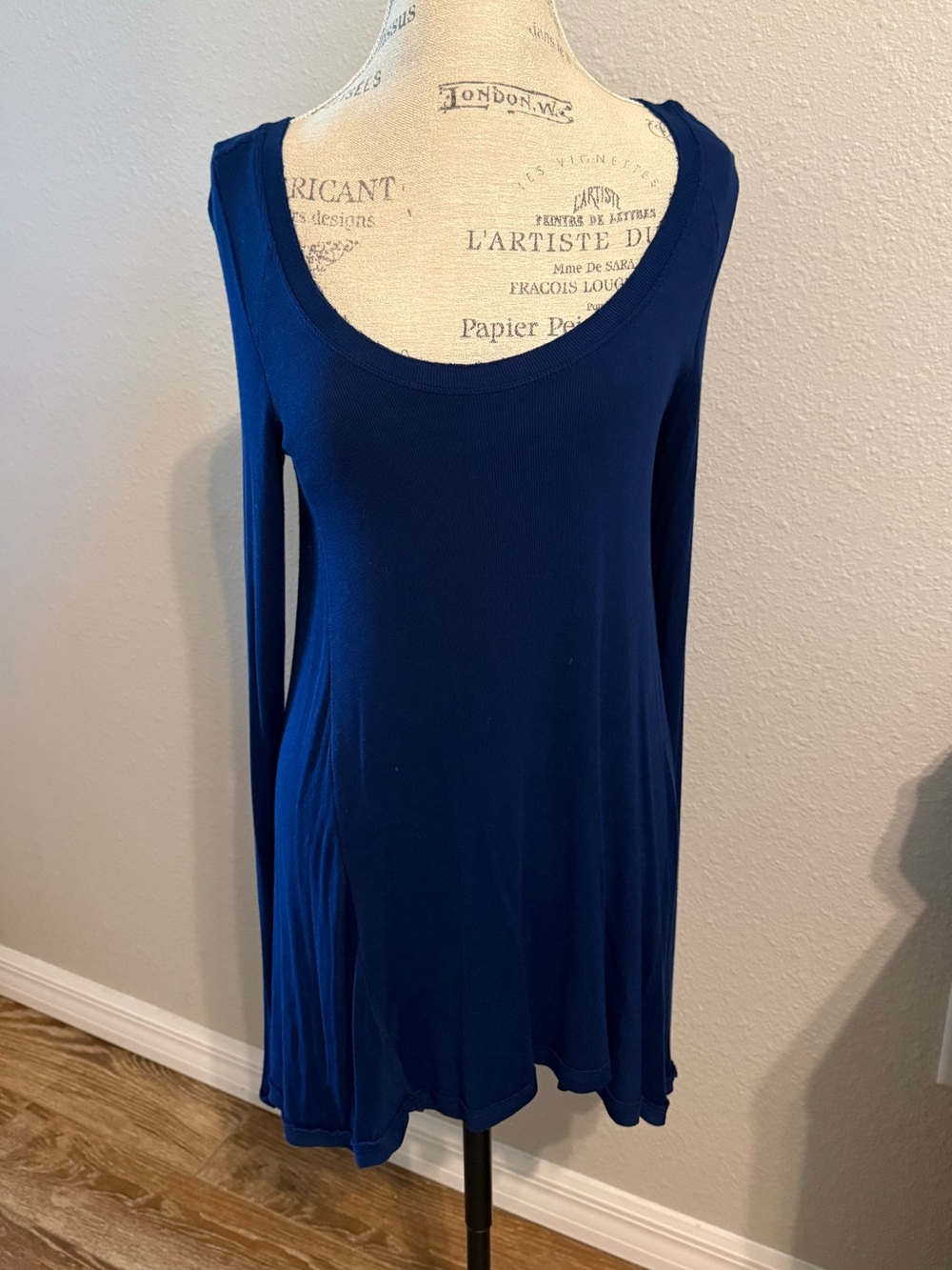 FREE PEOPLE Women's Scoop Neck Long Sleeve Top